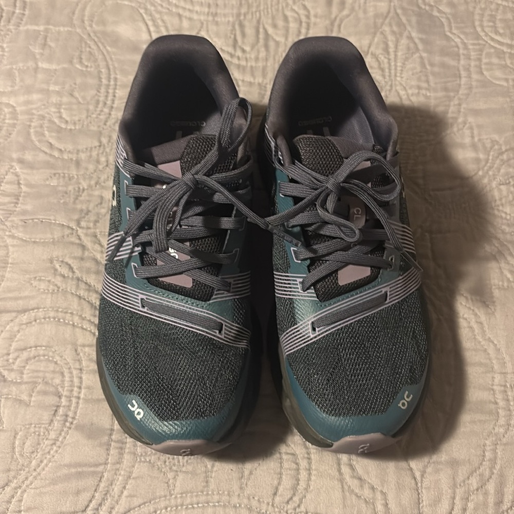 Women’s On Cloudgo Shoes - Picture 3 of 6